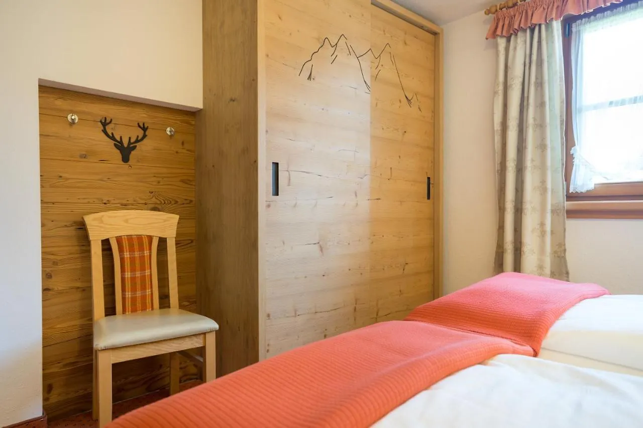 Landhaus Mayer Oberstdorf 4*,